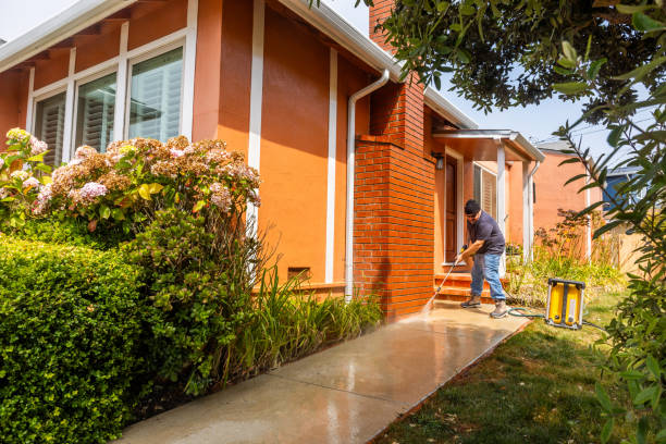 Best Deck Cleaning Services  in Fullerton, CA